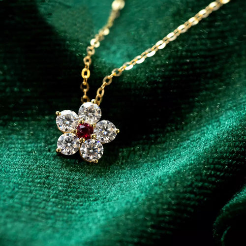 Collier or fleur doré tendance bohème chic